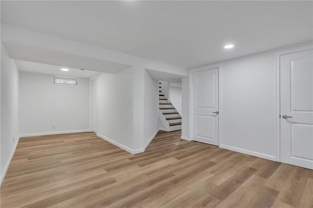 Single Family Residence at 546 Robinson Street, Woonsocket, photo 28 of 38