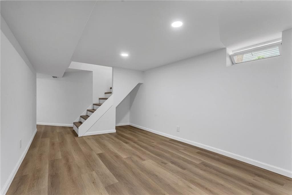 Single Family Residence at 546 Robinson Street, Woonsocket, photo 31 of 38