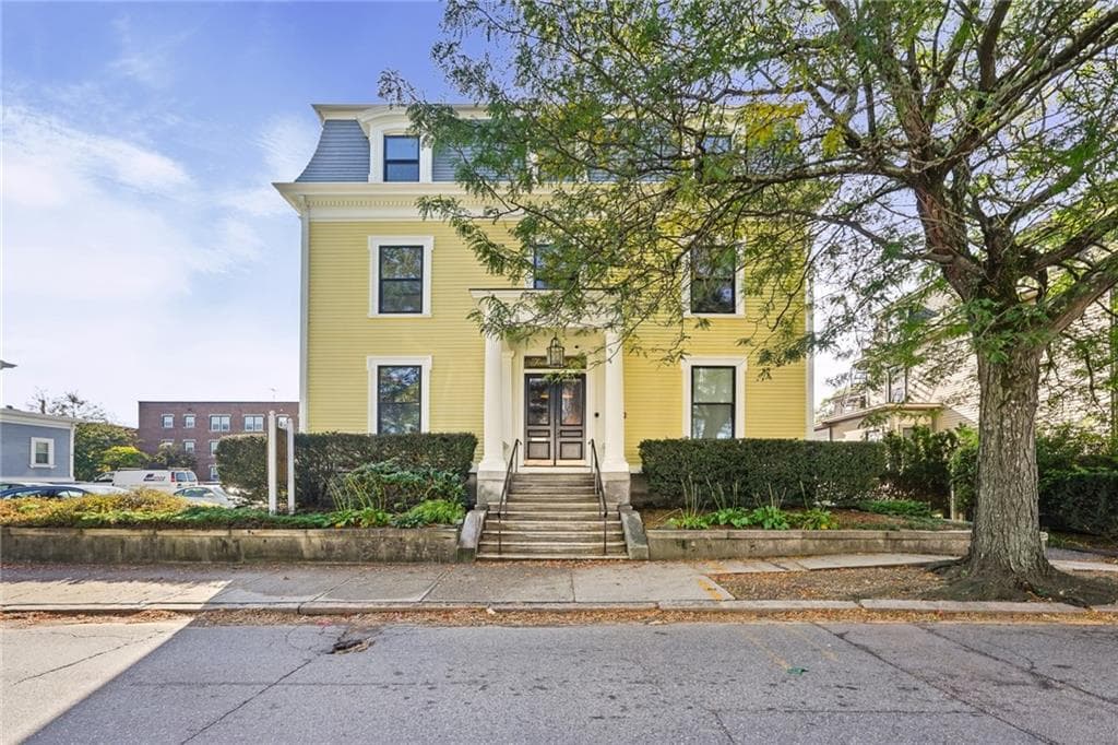 441 Angell Street UNIT 2
