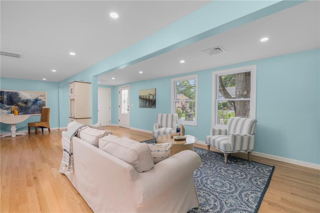 Single Family Residence at 34 Mount View Avenue, North Kingstown, photo 17 of 41