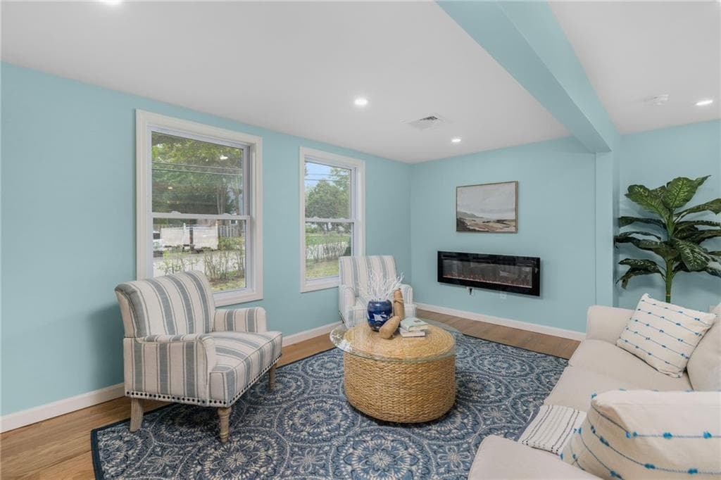 Single Family Residence at 34 Mount View Avenue, North Kingstown, photo 12 of 41