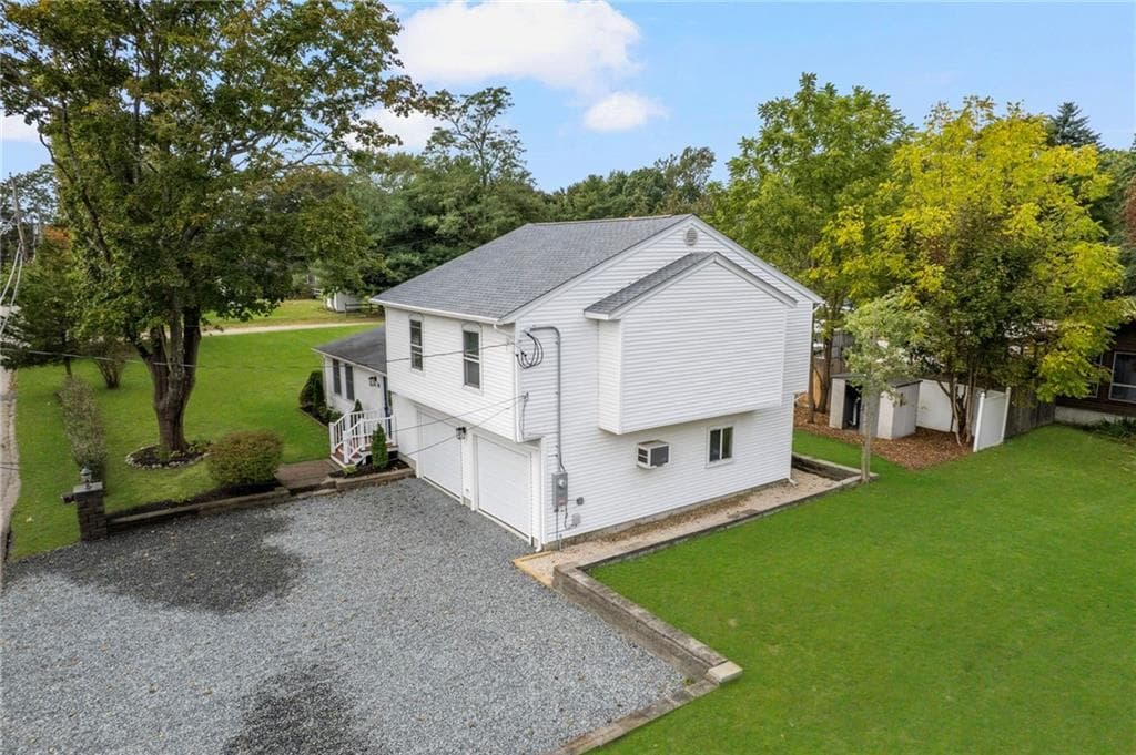 Single Family Residence at 34 Mount View Avenue, North Kingstown, photo 37 of 41