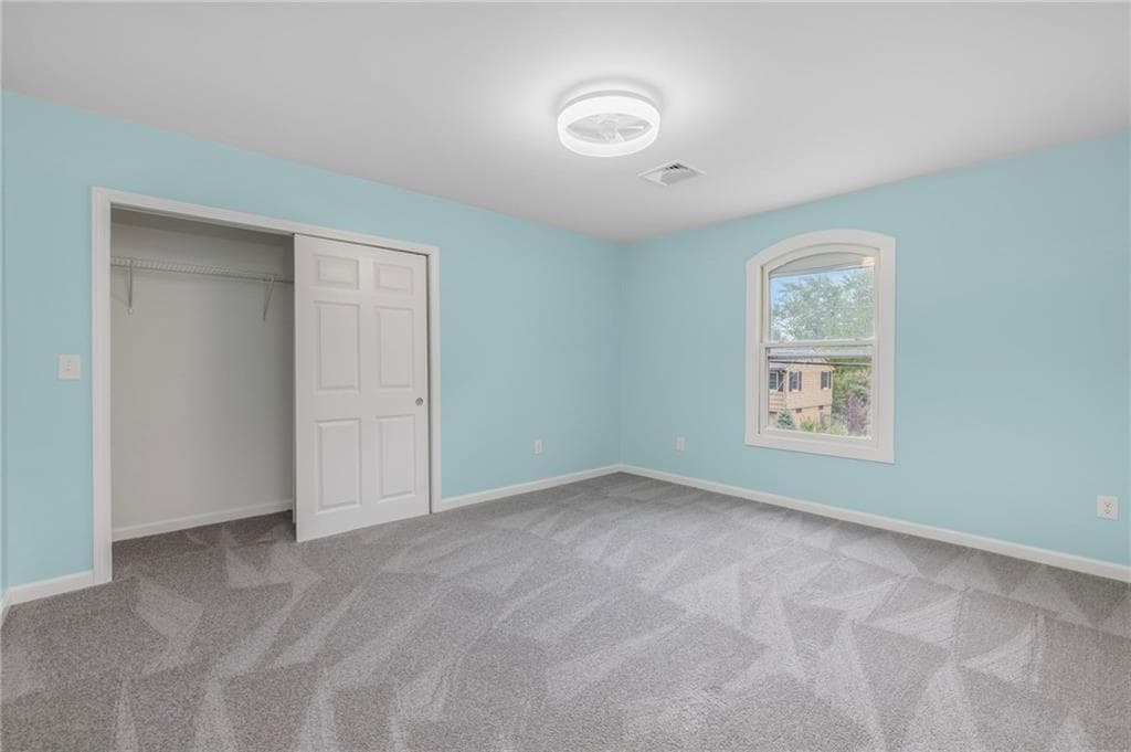 Single Family Residence at 34 Mount View Avenue, North Kingstown, photo 21 of 41