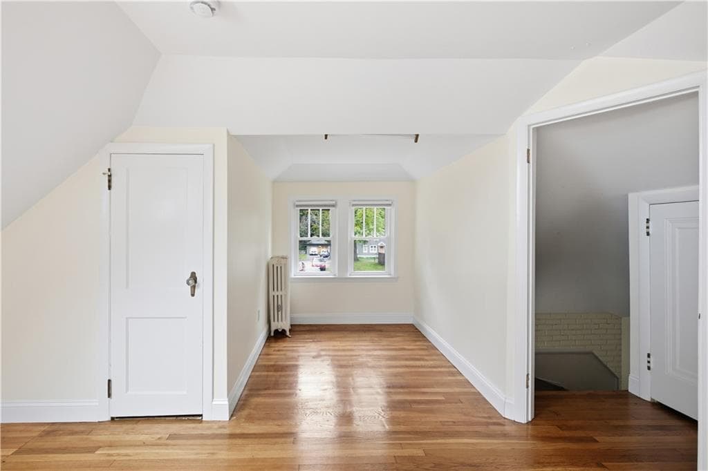 Single Family Residence at 85 Pleasant View Road, Warwick, photo 21 of 25
