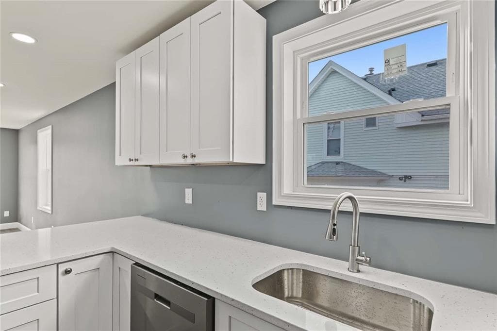 Multi Family at 139 Benedict Street, Providence, photo 13 of 49