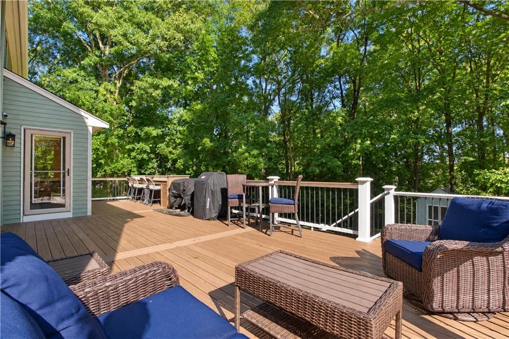 Single Family Residence at 10 Highbush Terrace, North Kingstown, photo 41 of 47