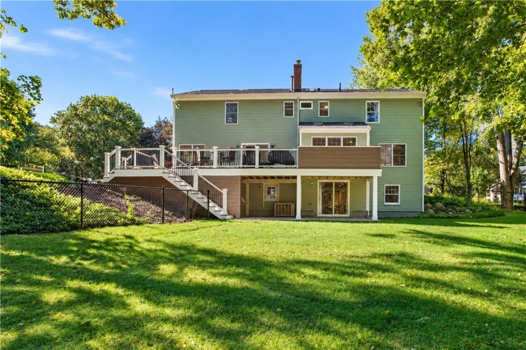 Single Family Residence at 10 Highbush Terrace, North Kingstown, photo 45 of 47