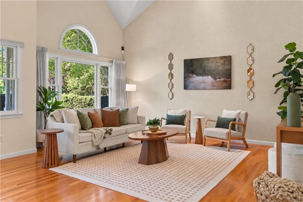 Single Family Residence at 10 Highbush Terrace, North Kingstown, photo 18 of 47
