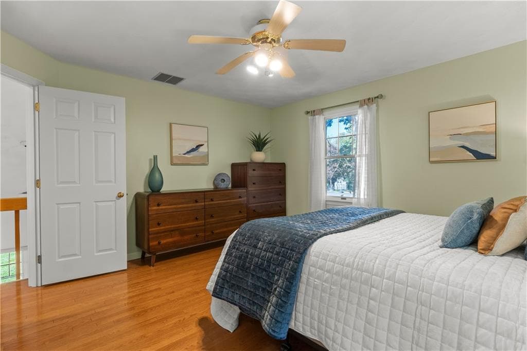 Single Family Residence at 10 Highbush Terrace, North Kingstown, photo 29 of 47