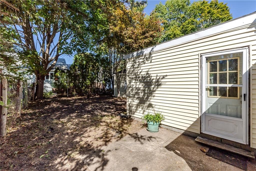 Single Family Residence at 107 Crescent View Avenue, East Providence, photo 27 of 30