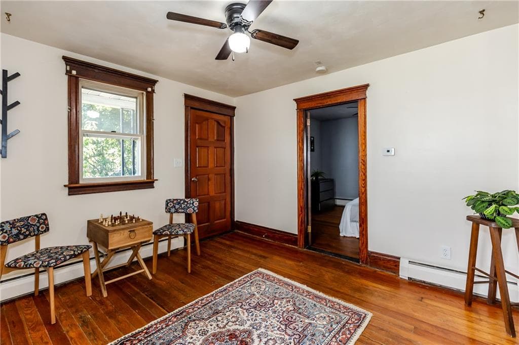 Single Family Residence at 107 Crescent View Avenue, East Providence, photo 4 of 30