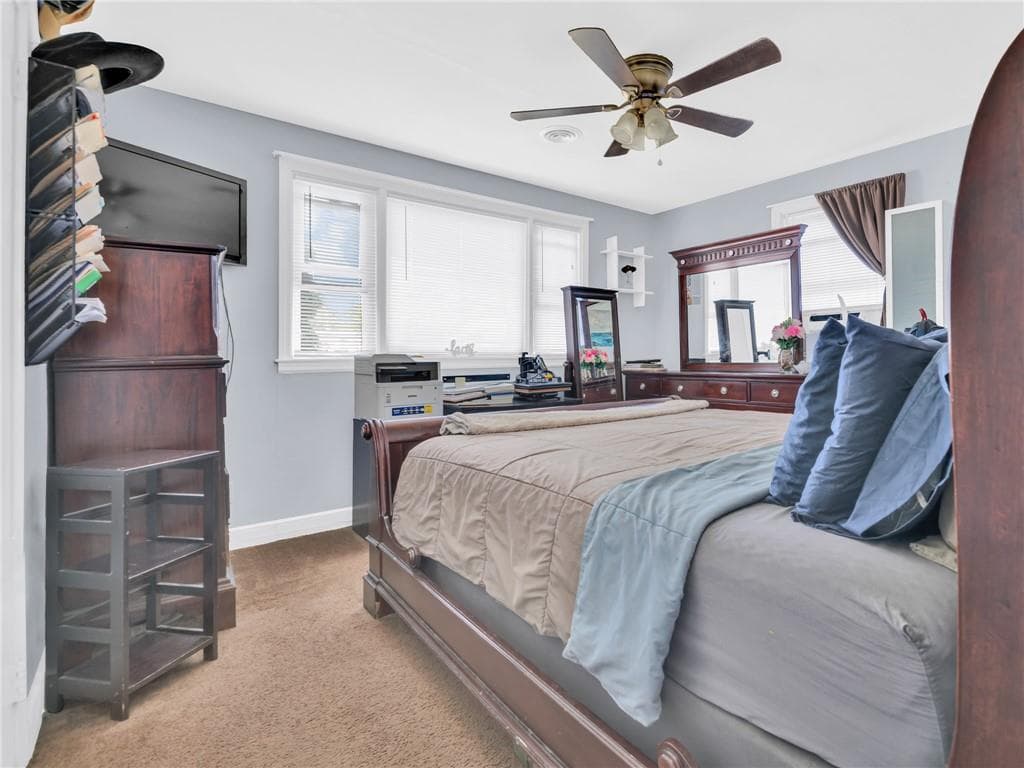 Single Family Residence at 126 Vernon Street, Warwick, photo 20 of 33