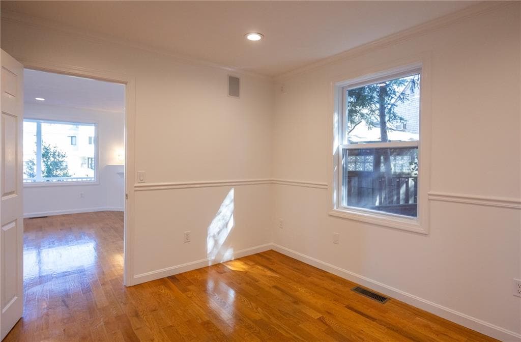 Single Family Residence at 190 Charlotte Drive, Warwick, photo 27 of 48