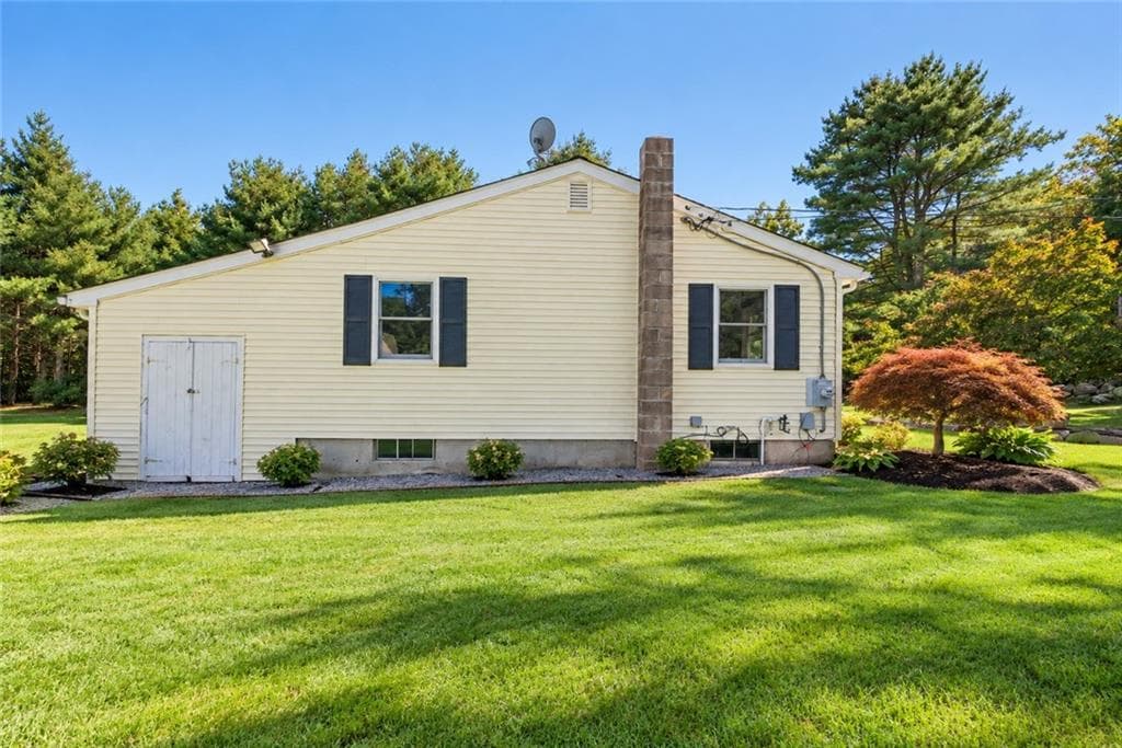 Single Family Residence at 180 Sandy Brook Road, Glocester, photo 3 of 28