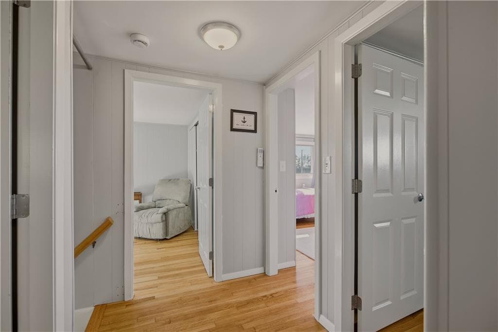Single Family Residence at 31 REDWOOD Road, Portsmouth, photo 43 of 50