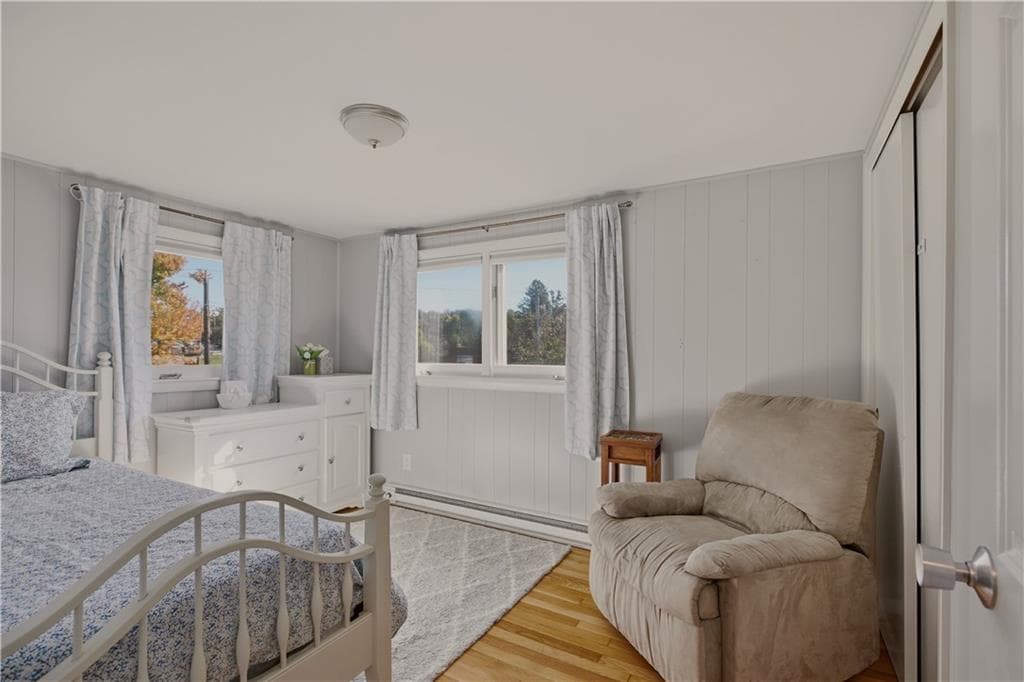 Single Family Residence at 31 REDWOOD Road, Portsmouth, photo 28 of 50