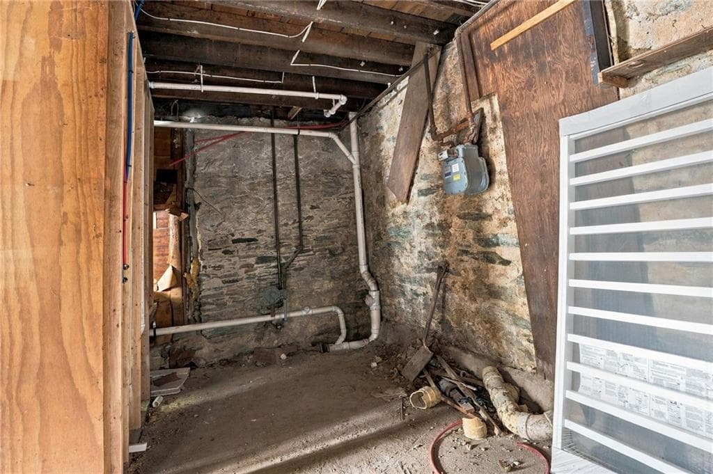 Single Family Residence at 15 Lewis Street, Woonsocket, photo 27 of 27
