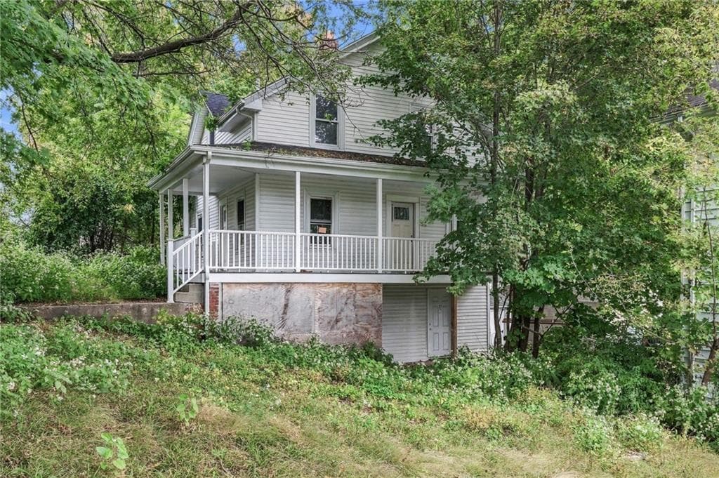 Single Family Residence at 15 Lewis Street, Woonsocket, photo 2 of 27