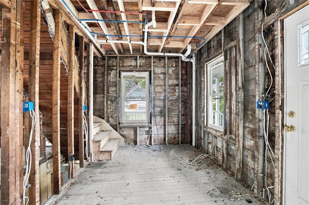 Single Family Residence at 15 Lewis Street, Woonsocket, photo 9 of 27