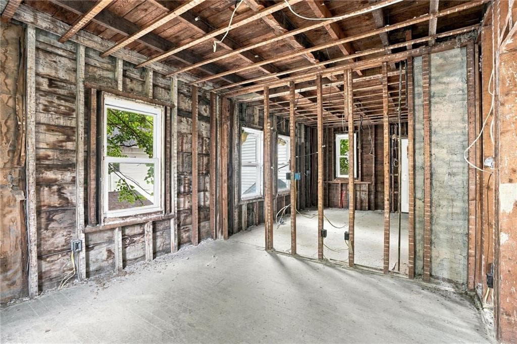 Single Family Residence at 15 Lewis Street, Woonsocket, photo 11 of 27