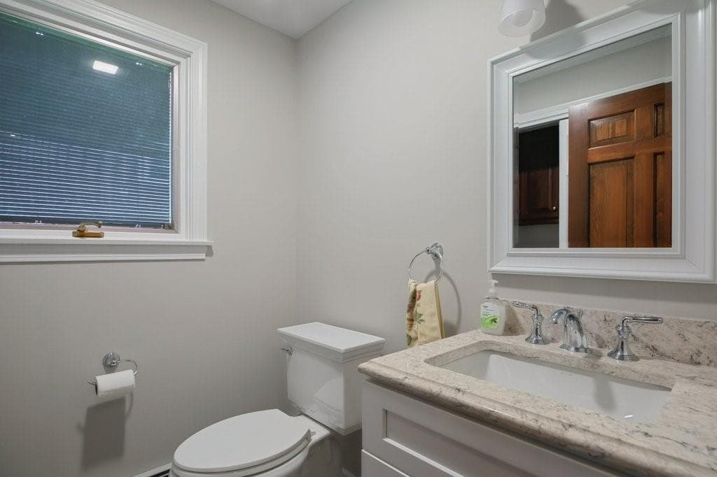 Single Family Residence at 68 Seaview Avenue N, Swansea, photo 9 of 37