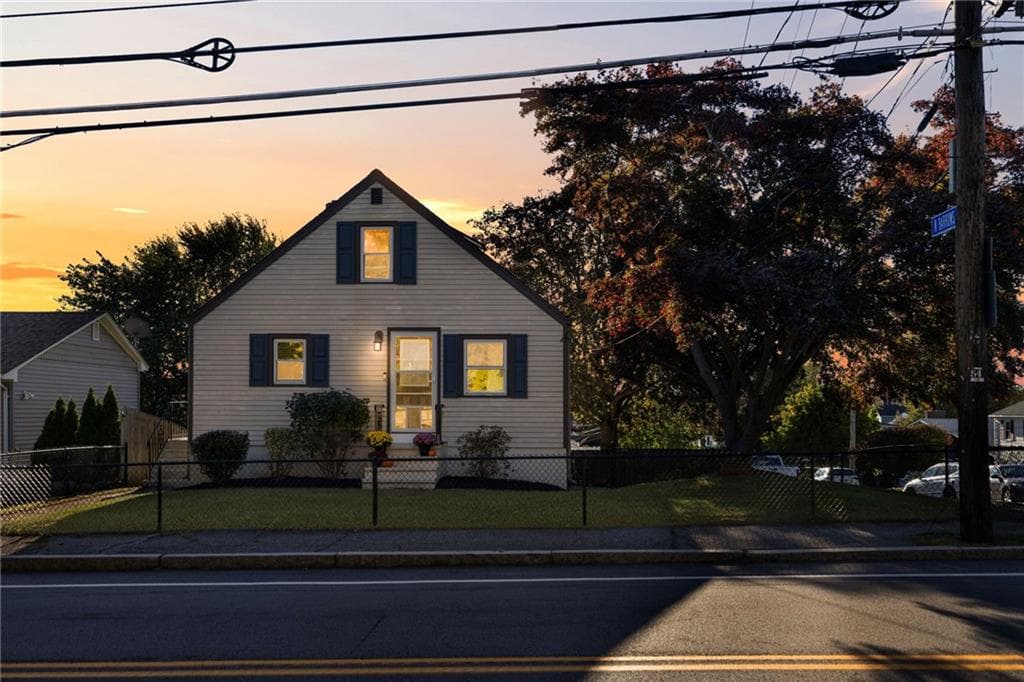 Single Family Residence at 464 High Street, Cumberland, photo 50 of 50