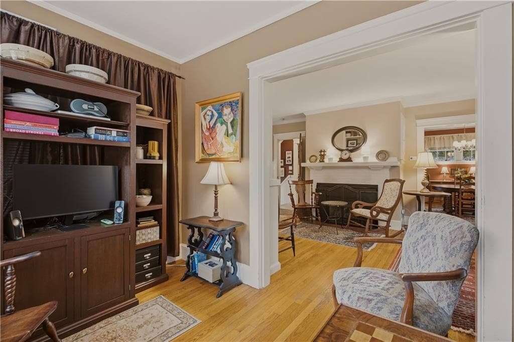Single Family Residence at 120 Bay View Avenue, Cranston, photo 13 of 50