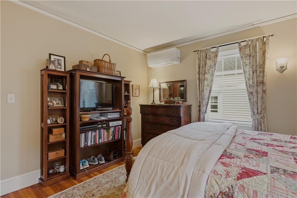 Single Family Residence at 120 Bay View Avenue, Cranston, photo 36 of 50