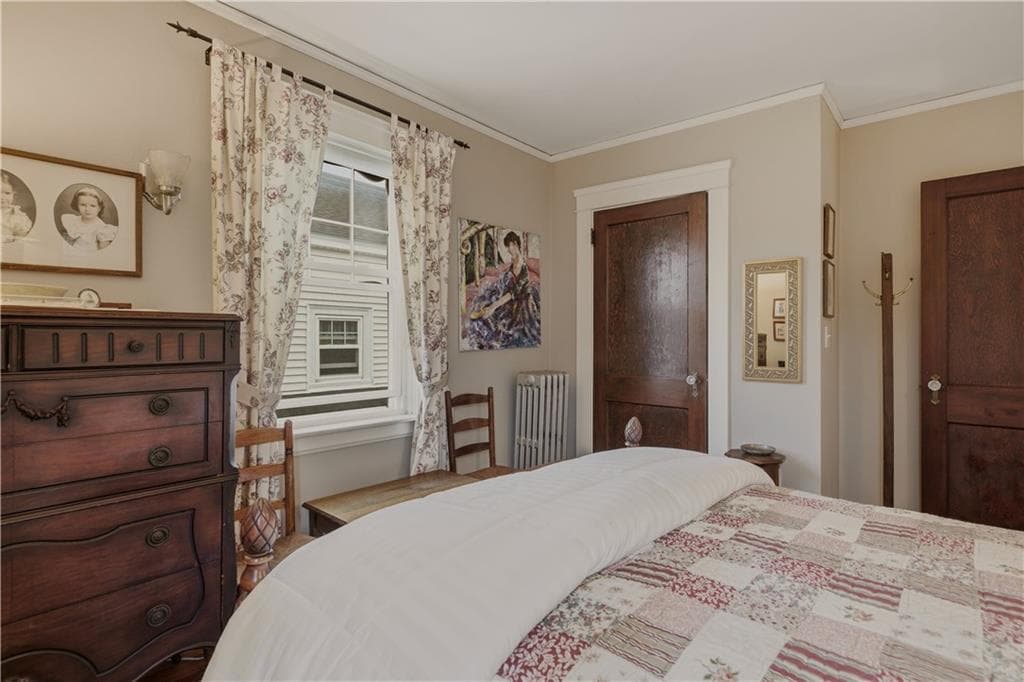 Single Family Residence at 120 Bay View Avenue, Cranston, photo 33 of 50