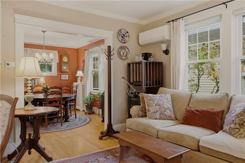 Single Family Residence at 120 Bay View Avenue, Cranston, photo 11 of 50