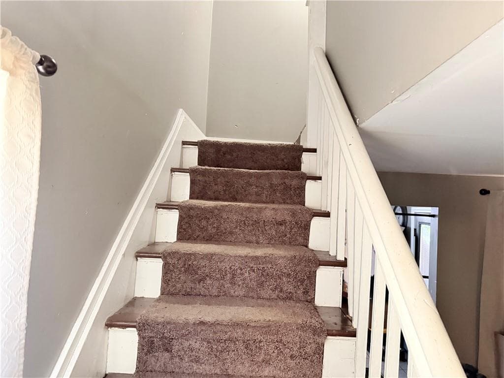Multi Family at 163 Greene Street, Woonsocket, photo 11 of 41