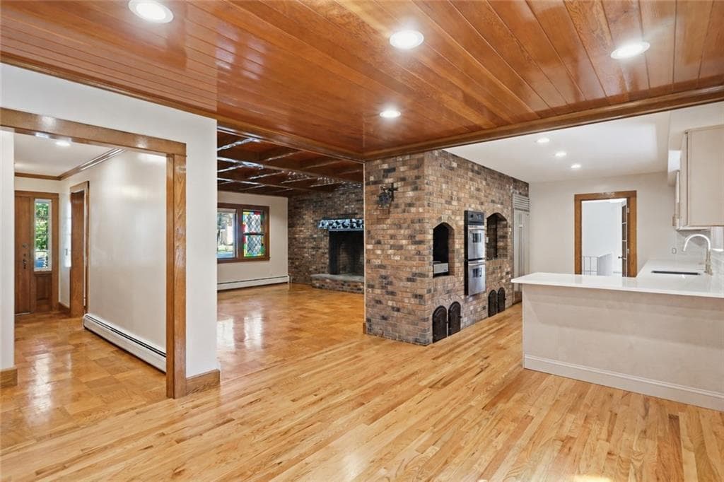 Single Family Residence at 82 Mapleville Road, Smithfield, photo 7 of 48