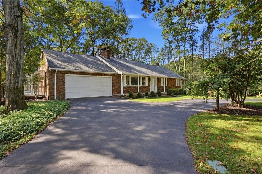 82 Mapleville Road