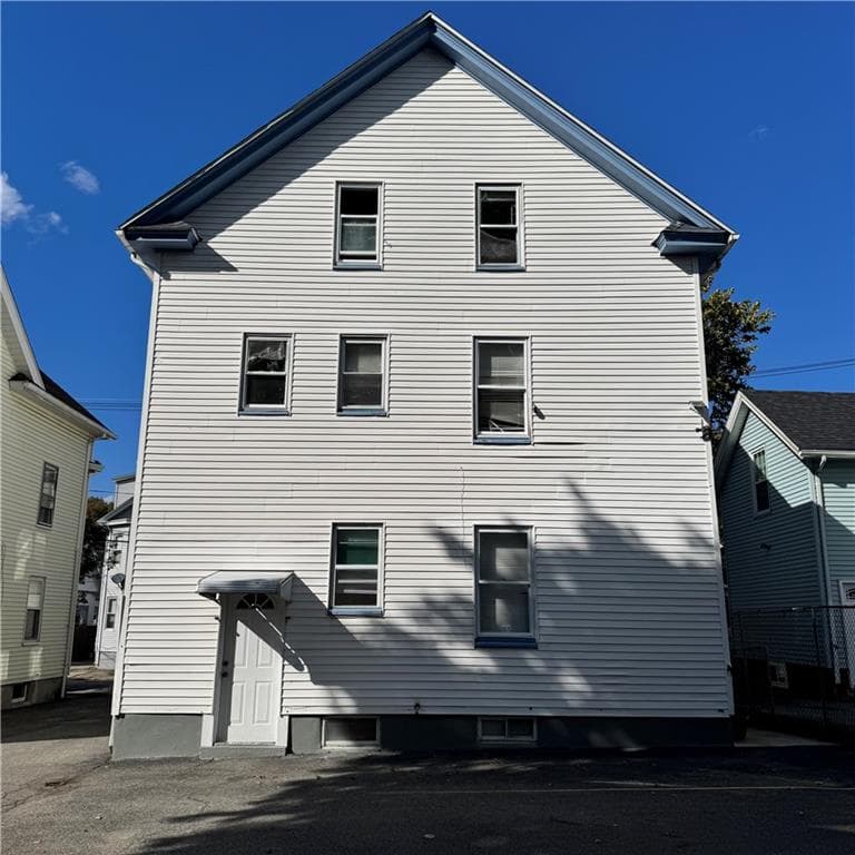 Multi Family at 16 Calla Street, Providence, photo 7 of 47