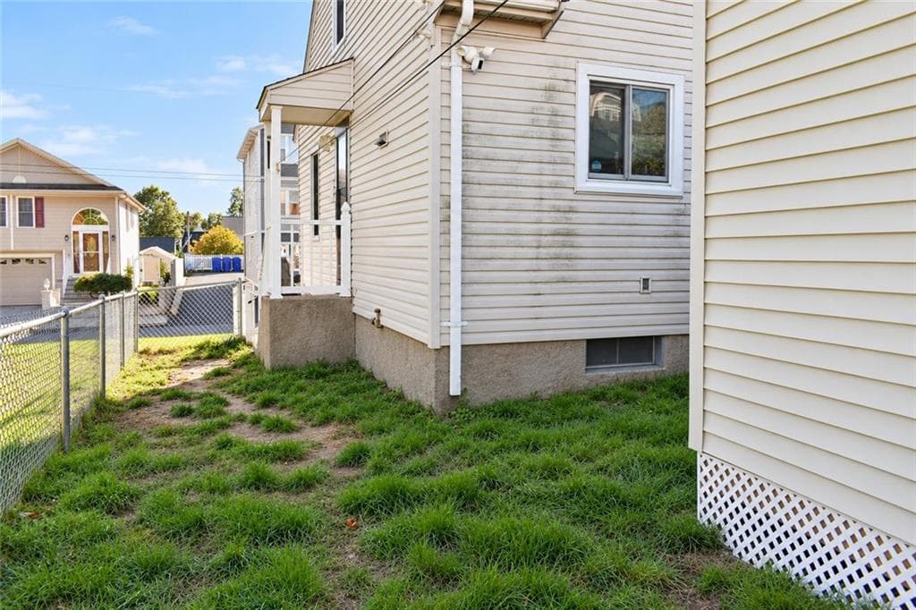Single Family Residence at East Providence, photo 29 of 33