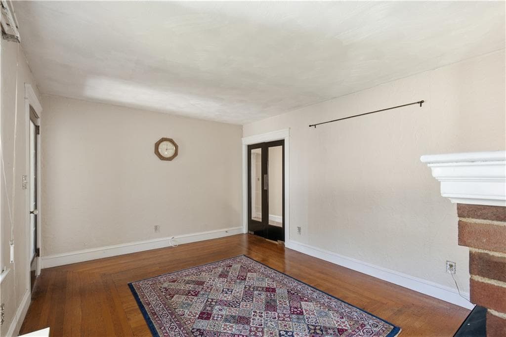 Single Family Residence at 476 East Avenue, Pawtucket, photo 10 of 35