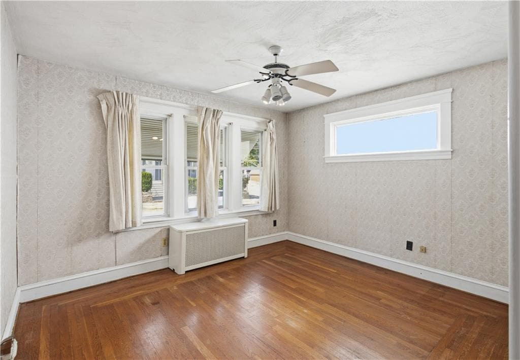 Single Family Residence at 476 East Avenue, Pawtucket, photo 14 of 35