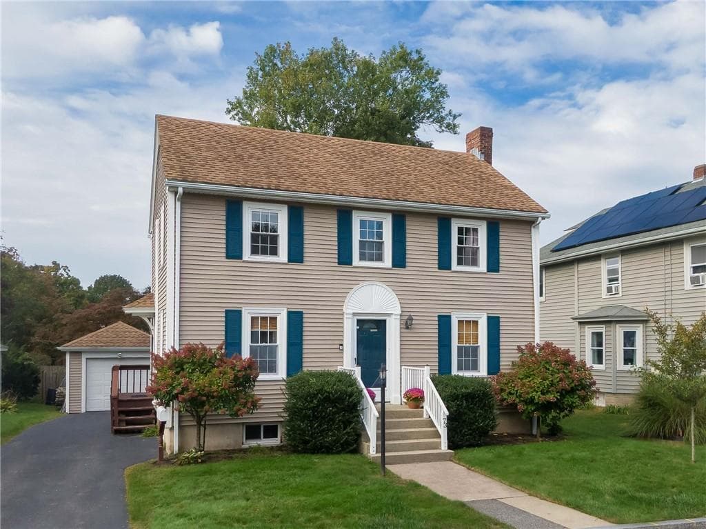 Single Family Residence at 73 Hope Street, East Providence, photo 4 of 30