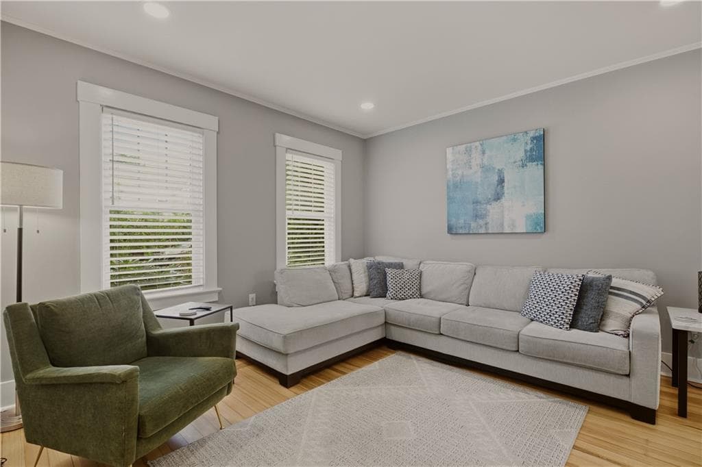 Condominium at 23 Pell Street, Newport, photo 8 of 48
