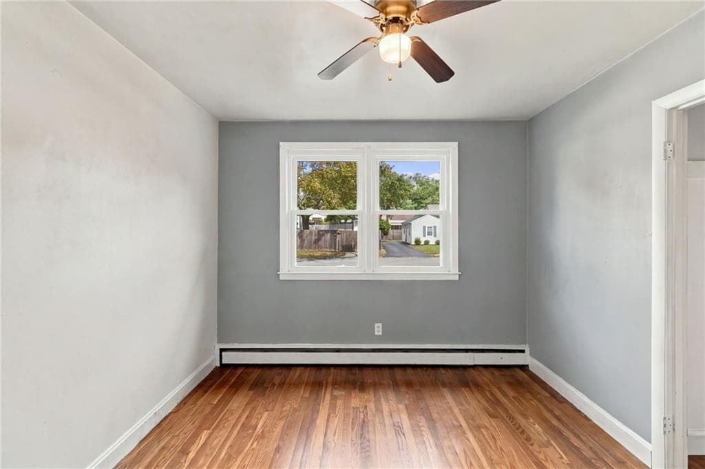 Single Family Residence at 11 Dupont Circle, North Kingstown, photo 36 of 44