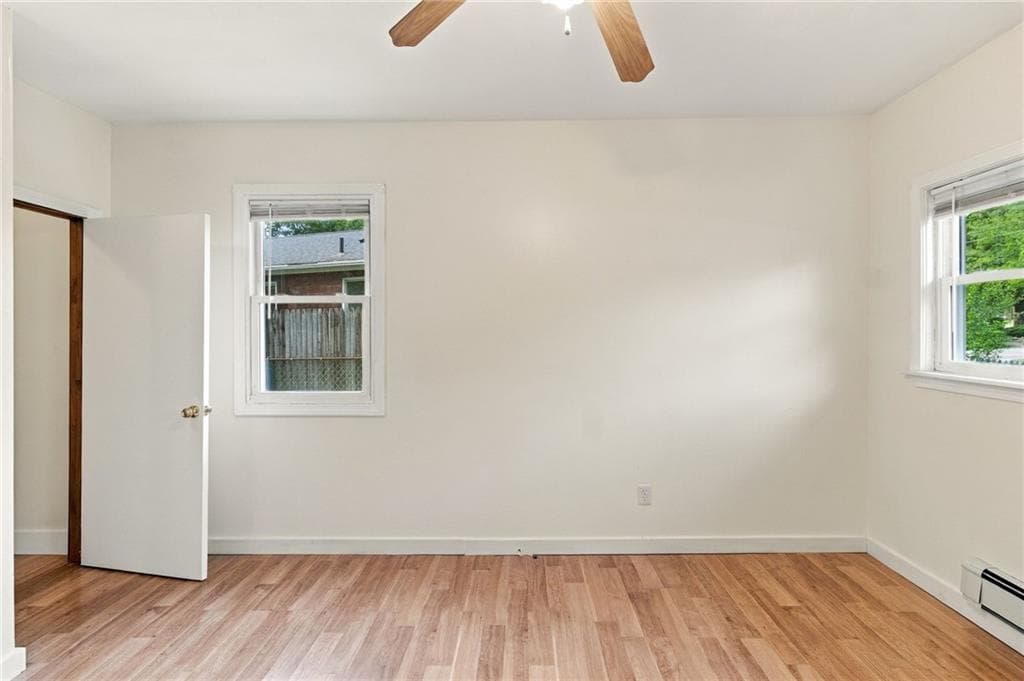 Single Family Residence at 11 Dupont Circle, North Kingstown, photo 21 of 44