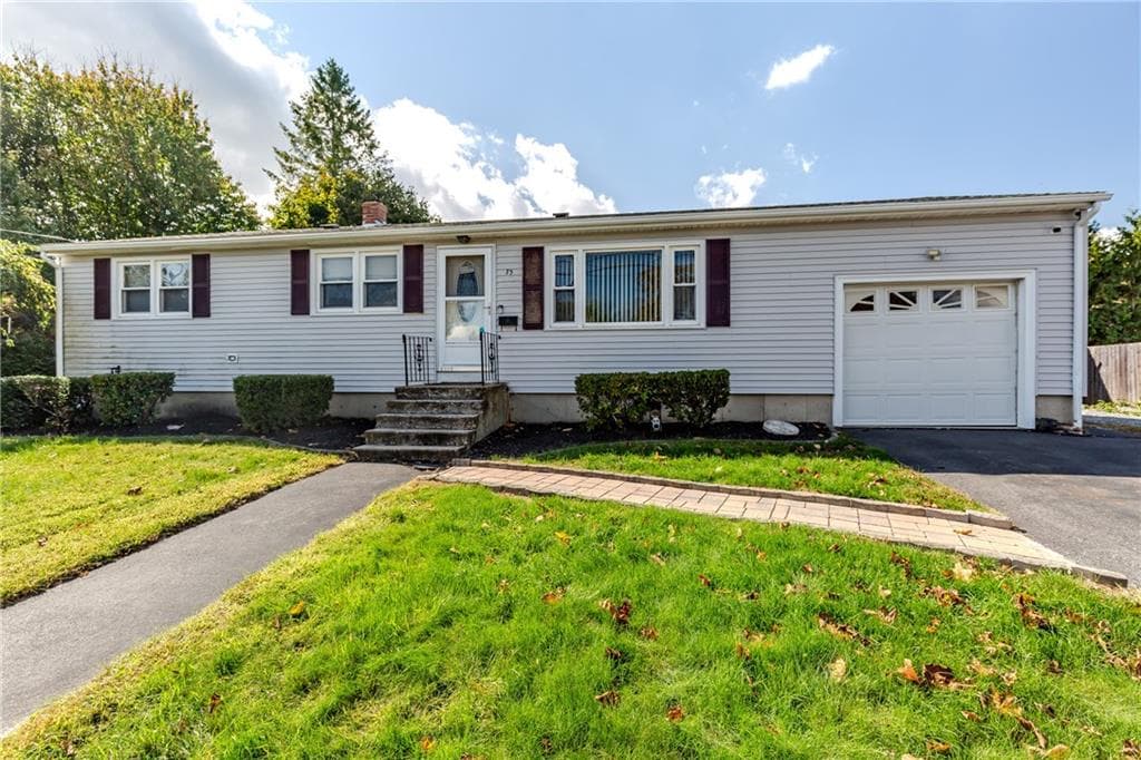 Single Family Residence at 73 Eagle Road, Cranston, photo 2 of 29