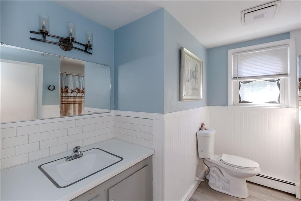 Single Family Residence at 73 Eagle Road, Cranston, photo 12 of 29
