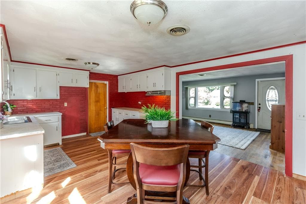 Single Family Residence at 73 Eagle Road, Cranston, photo 7 of 29