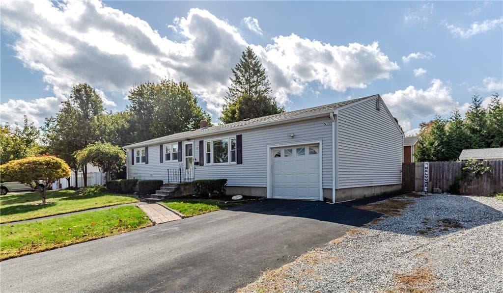 Single Family Residence at 73 Eagle Road, Cranston, photo 4 of 29