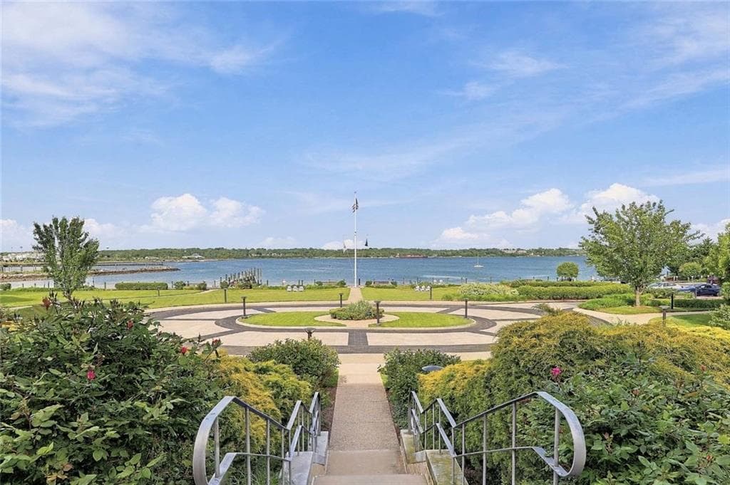 Condominium at 1180 Narragansett Boulevard UNIT F5, Cranston, photo 27 of 31