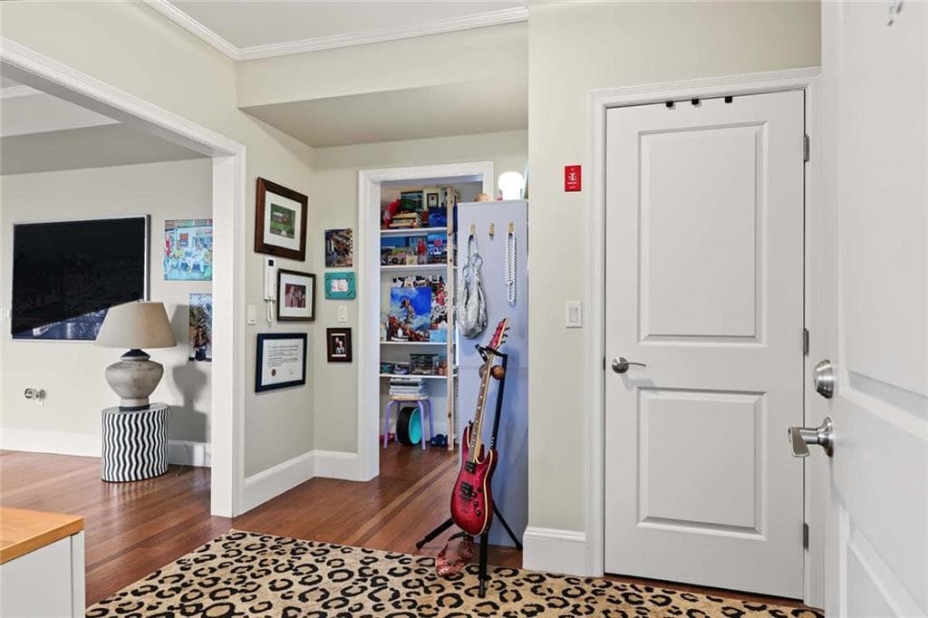 Condominium at 1180 Narragansett Boulevard UNIT F5, Cranston, photo 4 of 31