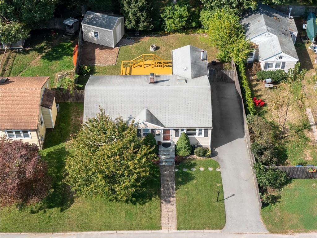 Single Family Residence at 37 Bakers Creek Road, Warwick, photo 2 of 37
