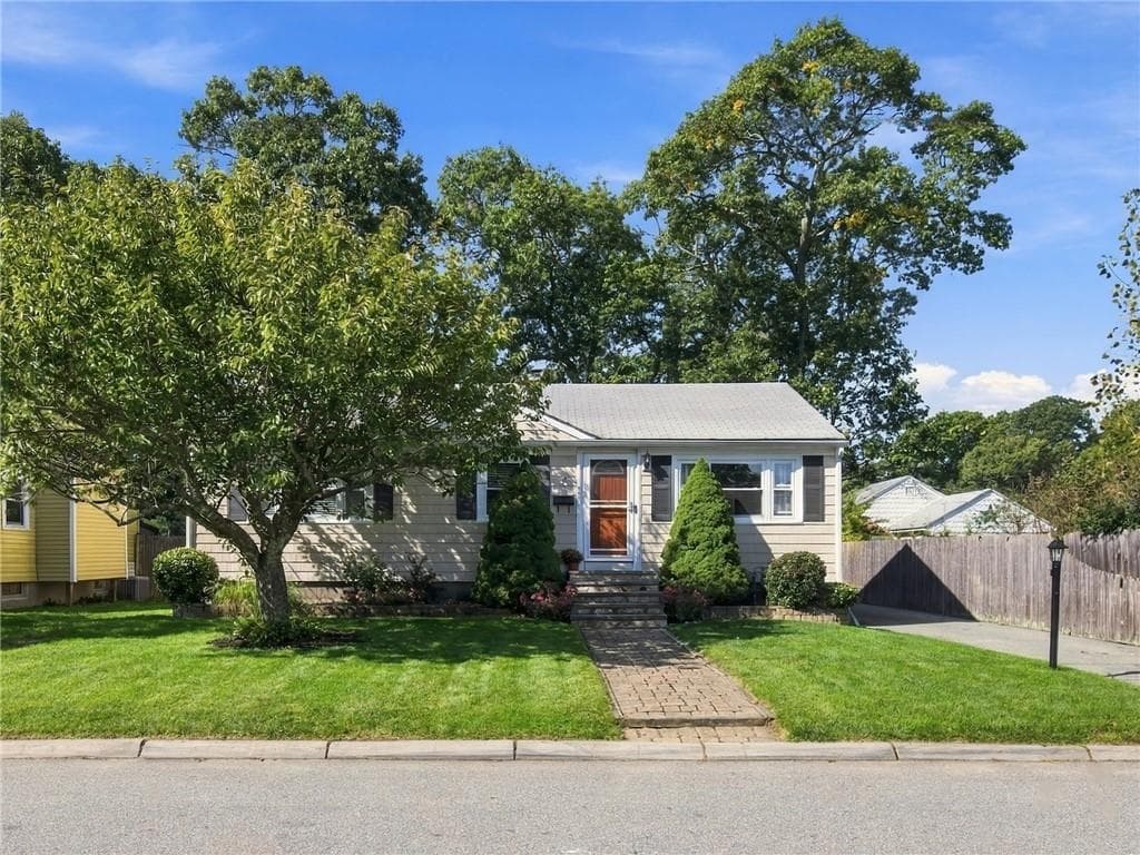 Single Family Residence at 37 Bakers Creek Road, Warwick, photo 37 of 37