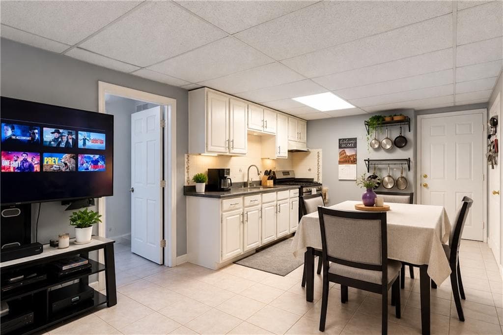 Single Family Residence at 62 Legion Drive, Pawtucket, photo 18 of 29